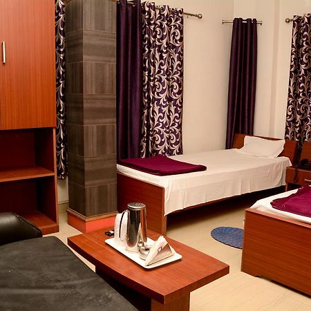 Hotel Galaxy International Koch Bihār Exterior foto
